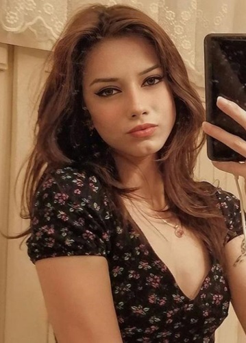 Sibel Soğukpinar Escort Profil Resmi Sibel - Soğukpinar VIP Escort Bayan Modeli - Gerçek Fotoğraflı İlan